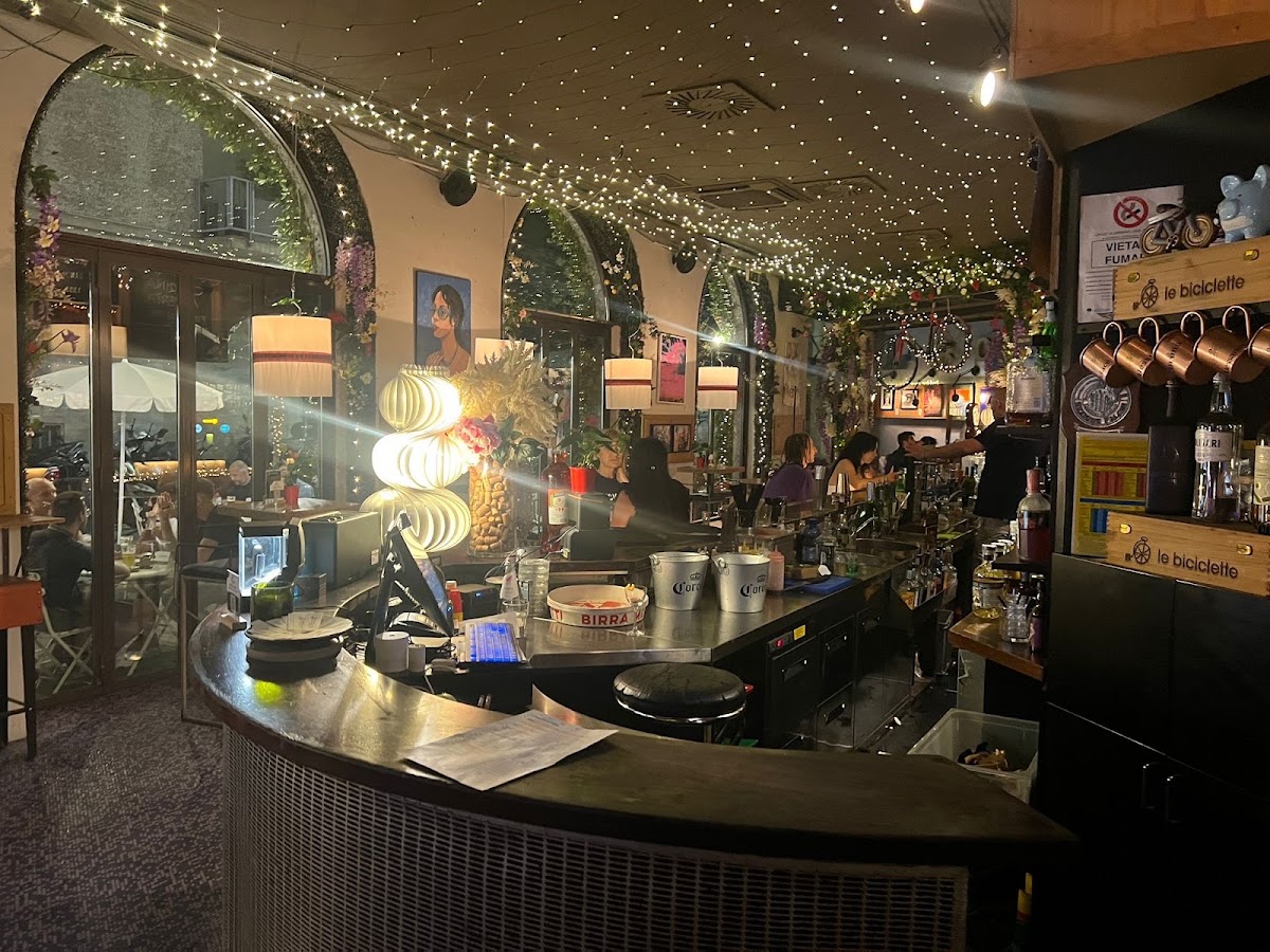 Le Biciclette Coffee Bar — café photo 6
