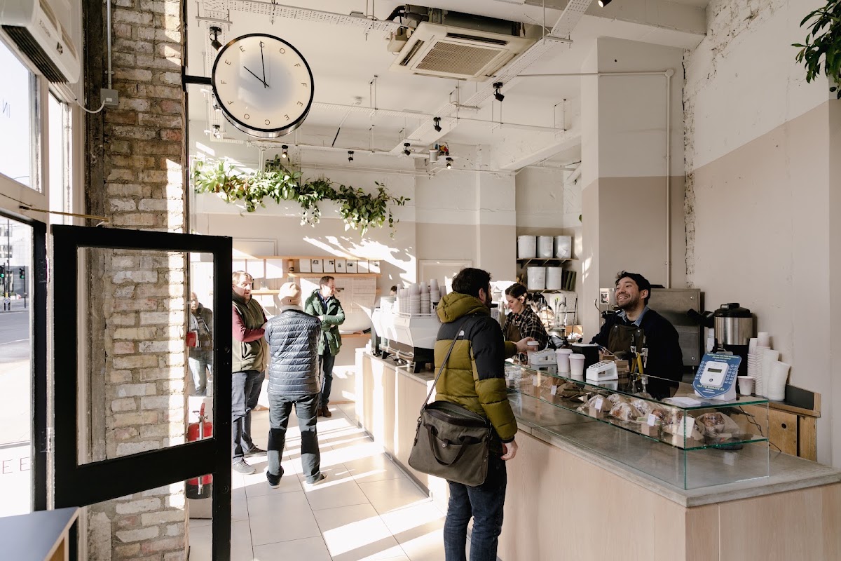 Rosslyn Coffee Queen Victoria Street — café photo 1
