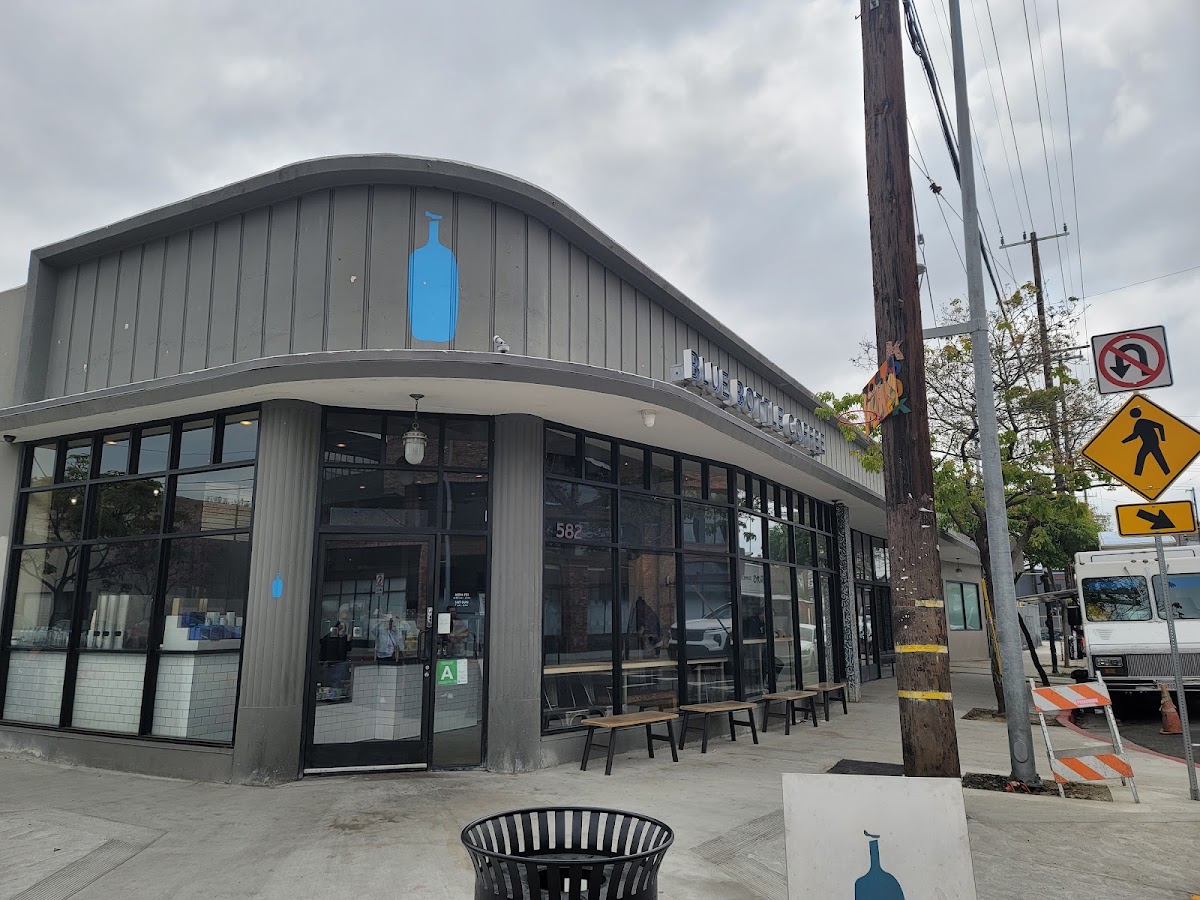 Blue Bottle Coffee Arts District — café photo 5