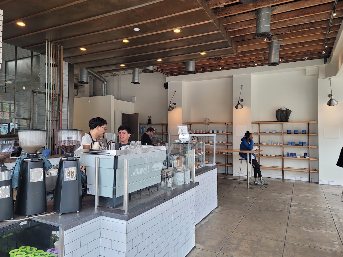 Blue Bottle Coffee Arts District — café photo 6