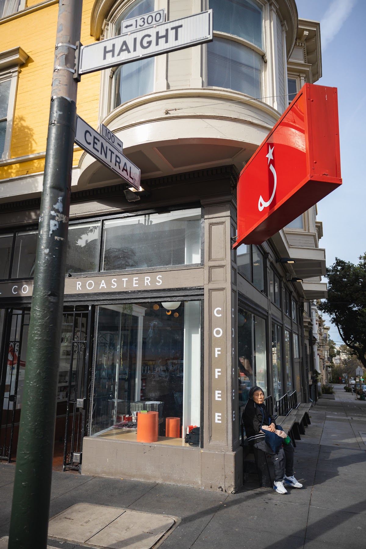 Ritual Coffee Roasters Haight — café photo 1