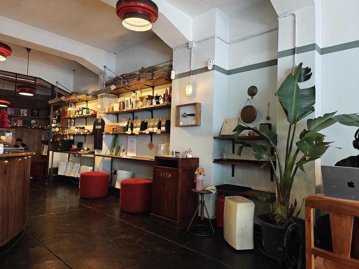 Combi Coffee Roasters — café photo 5