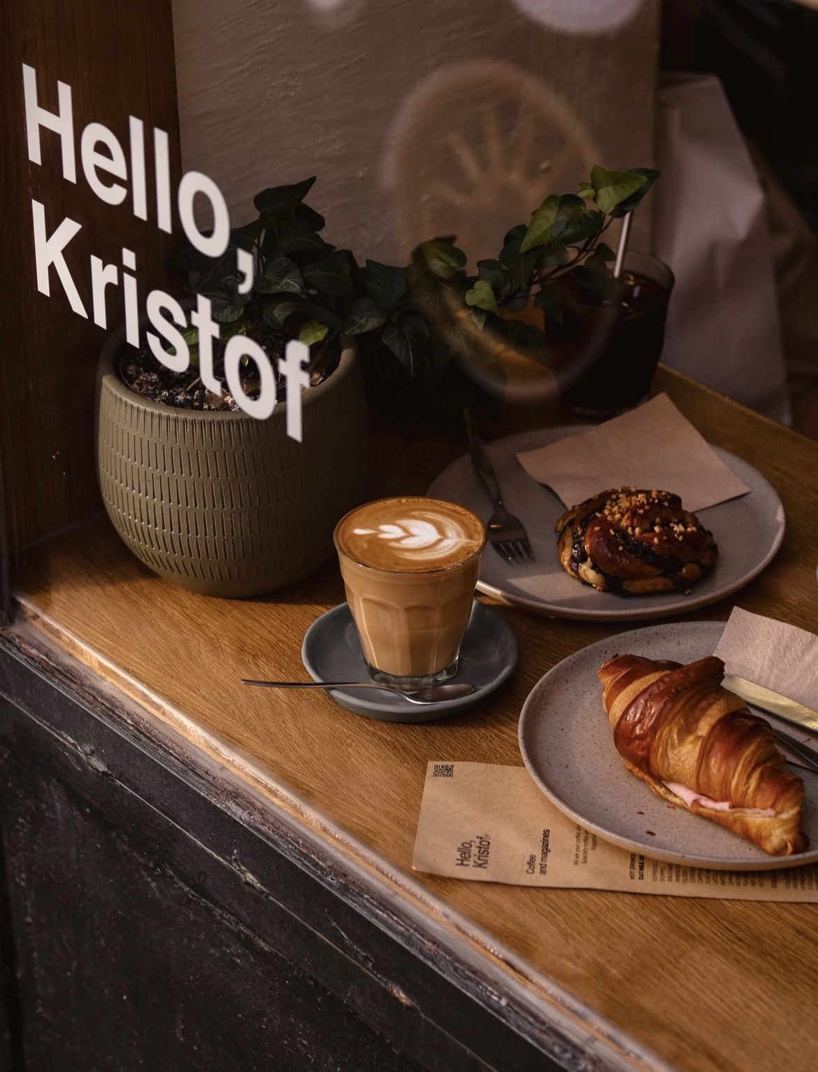 Hello Kristof — café photo 3