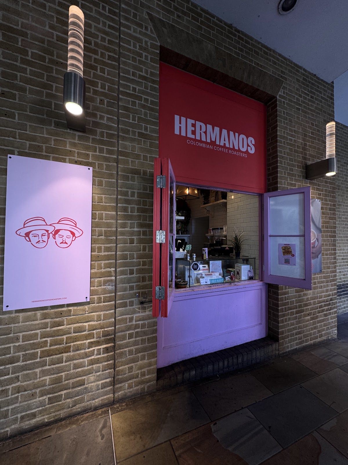 Hermanos Colombian Coffee Roasters – Kings Cross — café photo 5