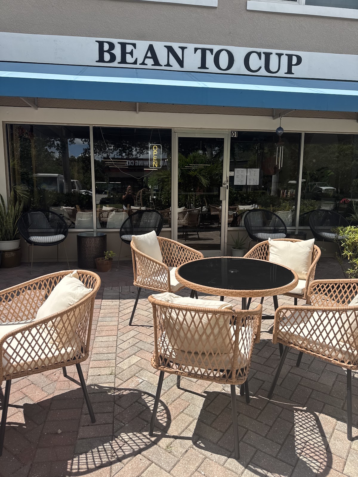 Java Sun Coffee — café photo 1