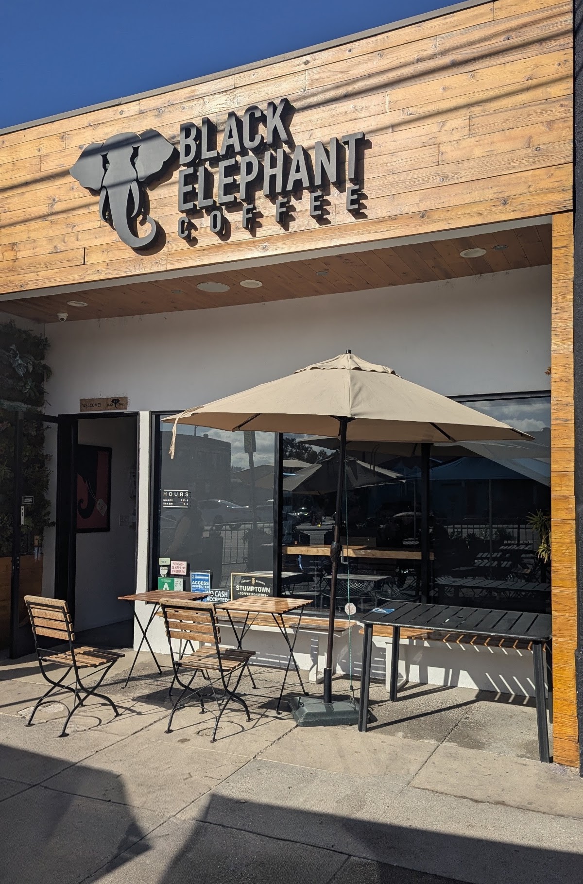 Black Elephant Coffee (Atwater Village) — café photo 6