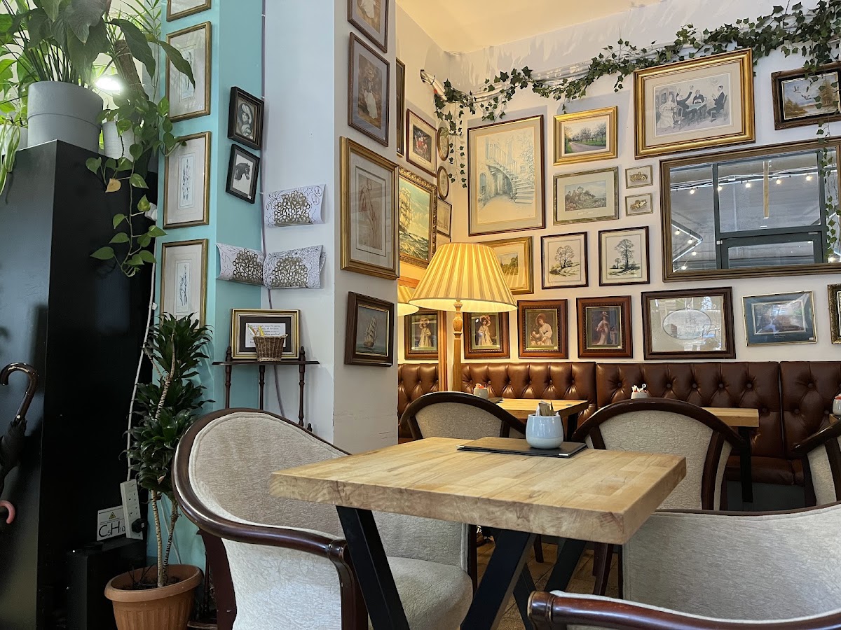 Bartons — café photo 4