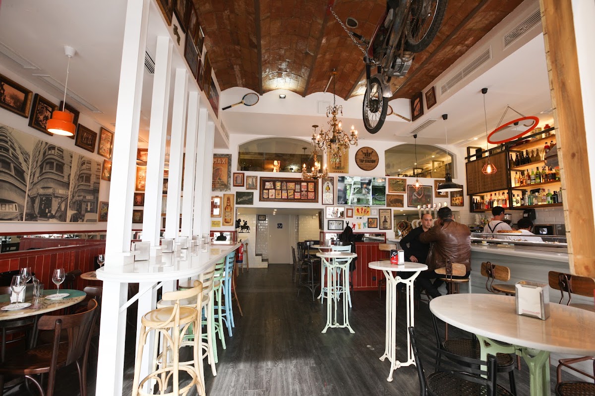 Colibri Cafe — café photo 1
