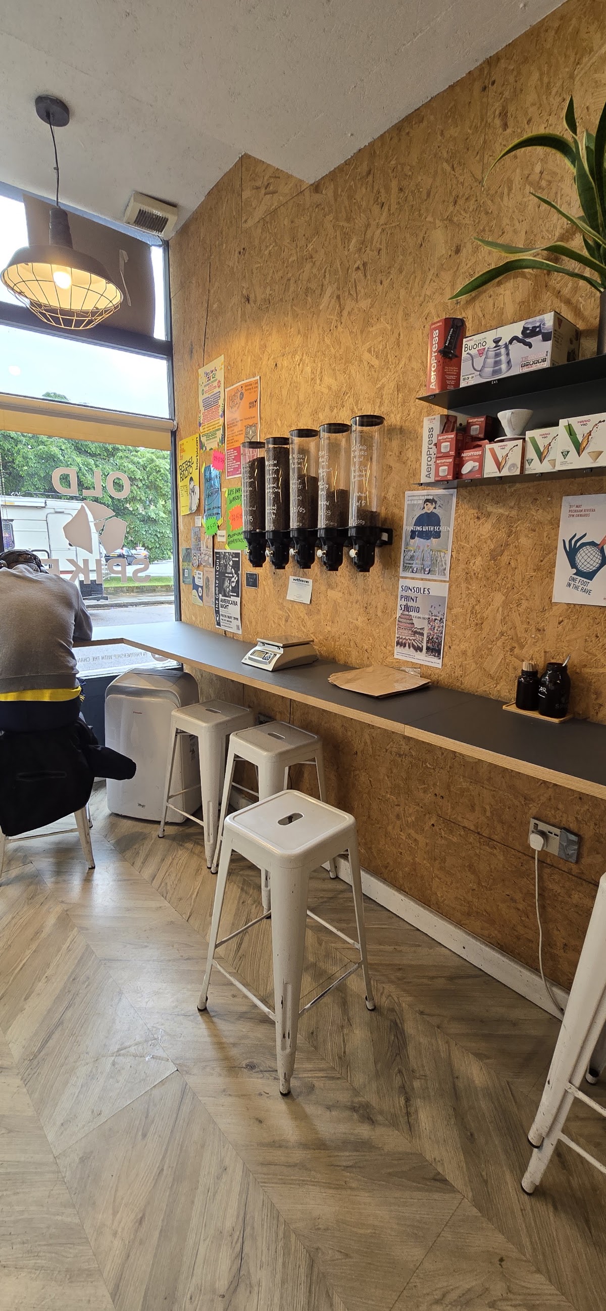Old Spike Peckham — café photo 1