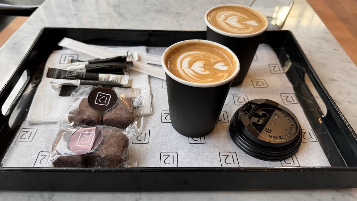 Second Cup Specialty — café photo 3