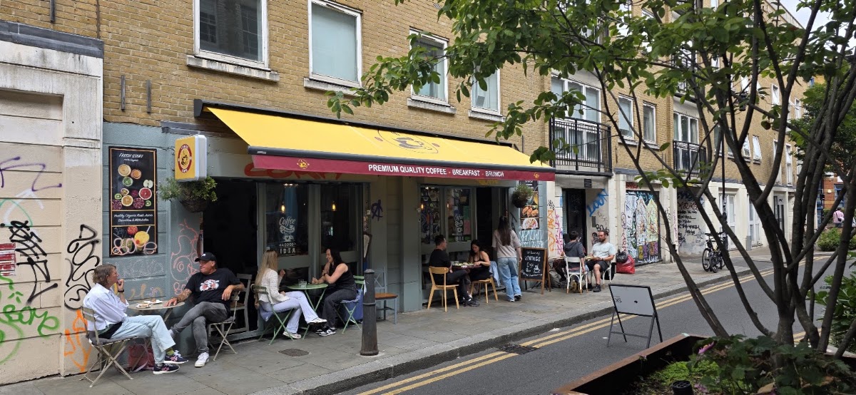 Vintage Café Shoreditch — café photo 5