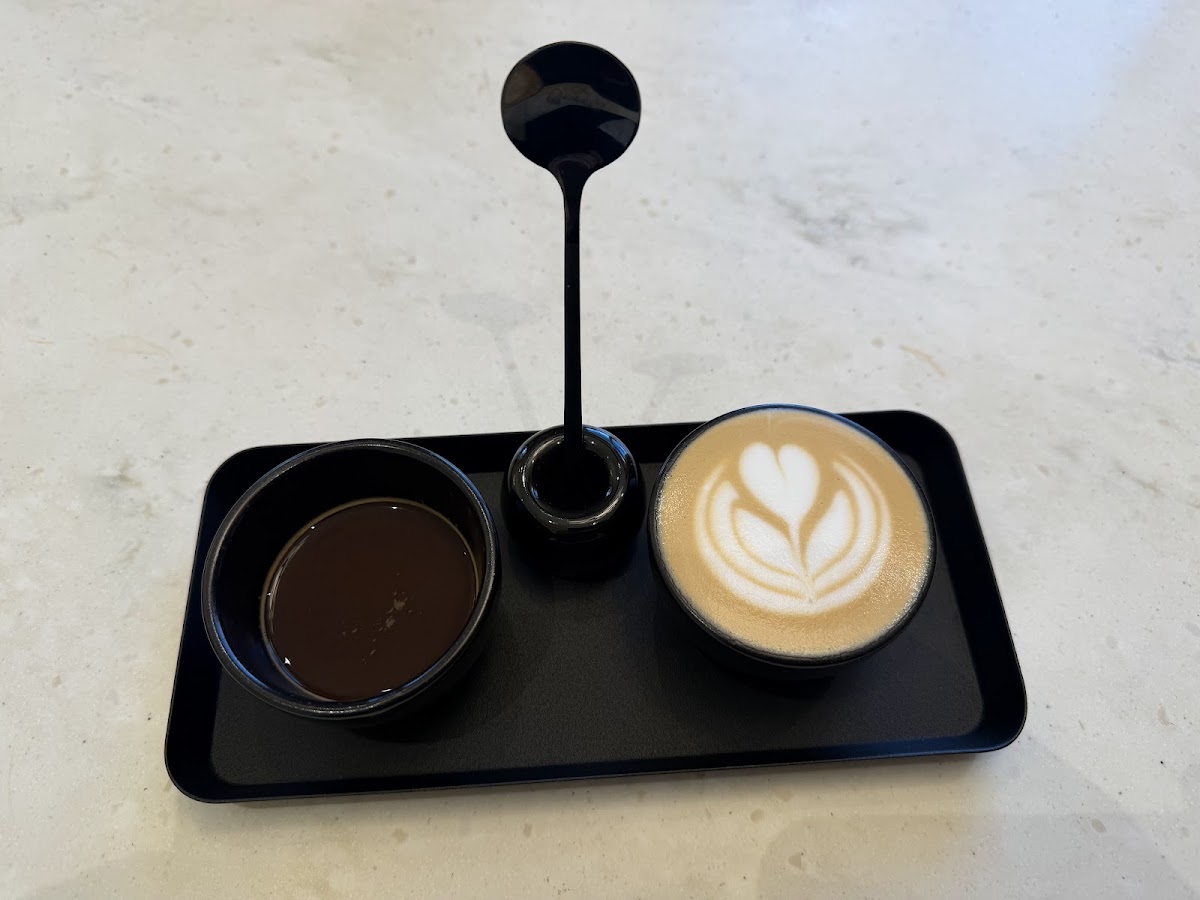 Capitol Hill Espresso Room — café photo 6