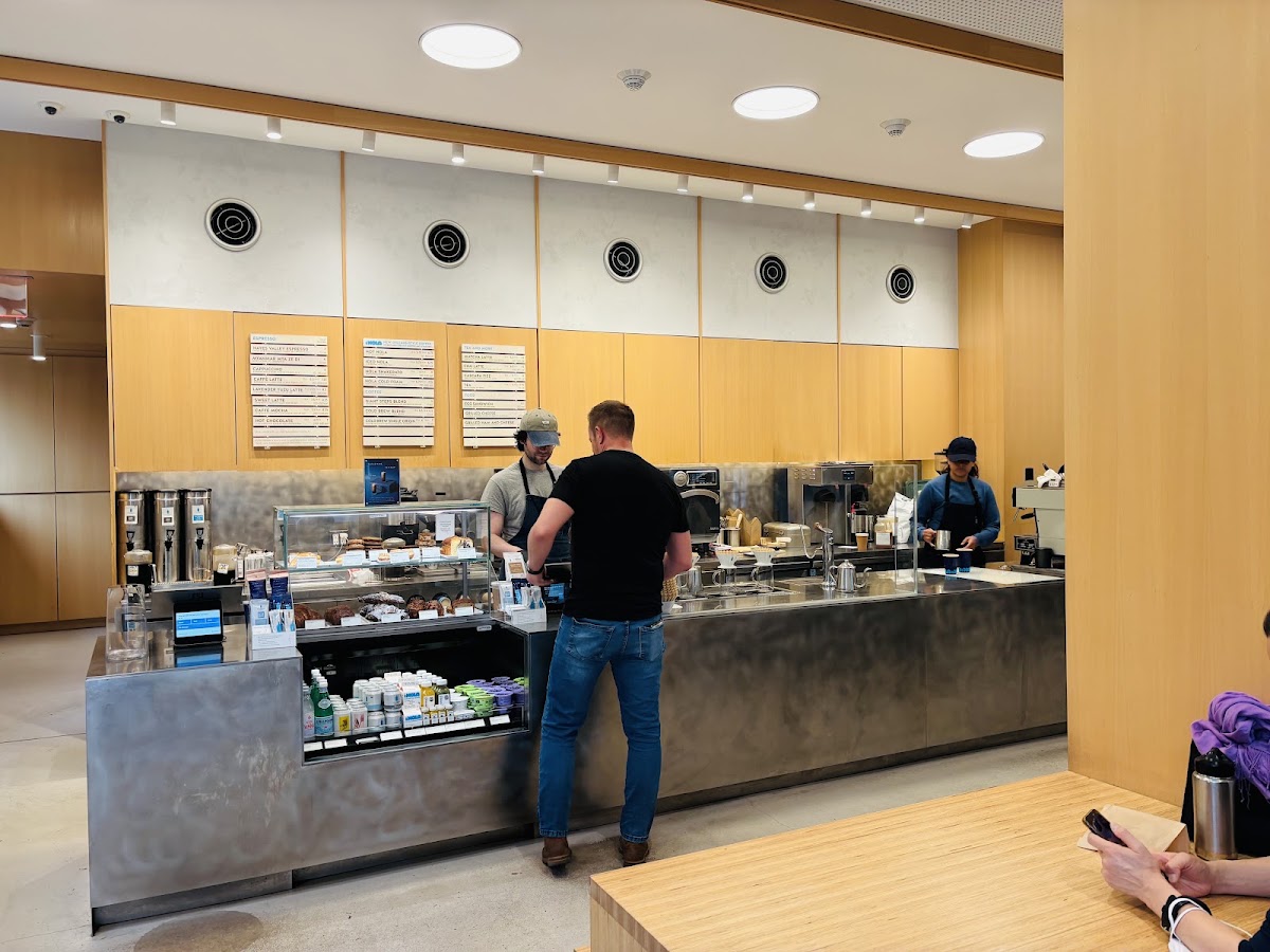 Blue Bottle Coffee NY 10025 — café photo 6