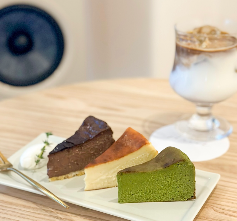 Shiro Coffee Roastery — café photo 3