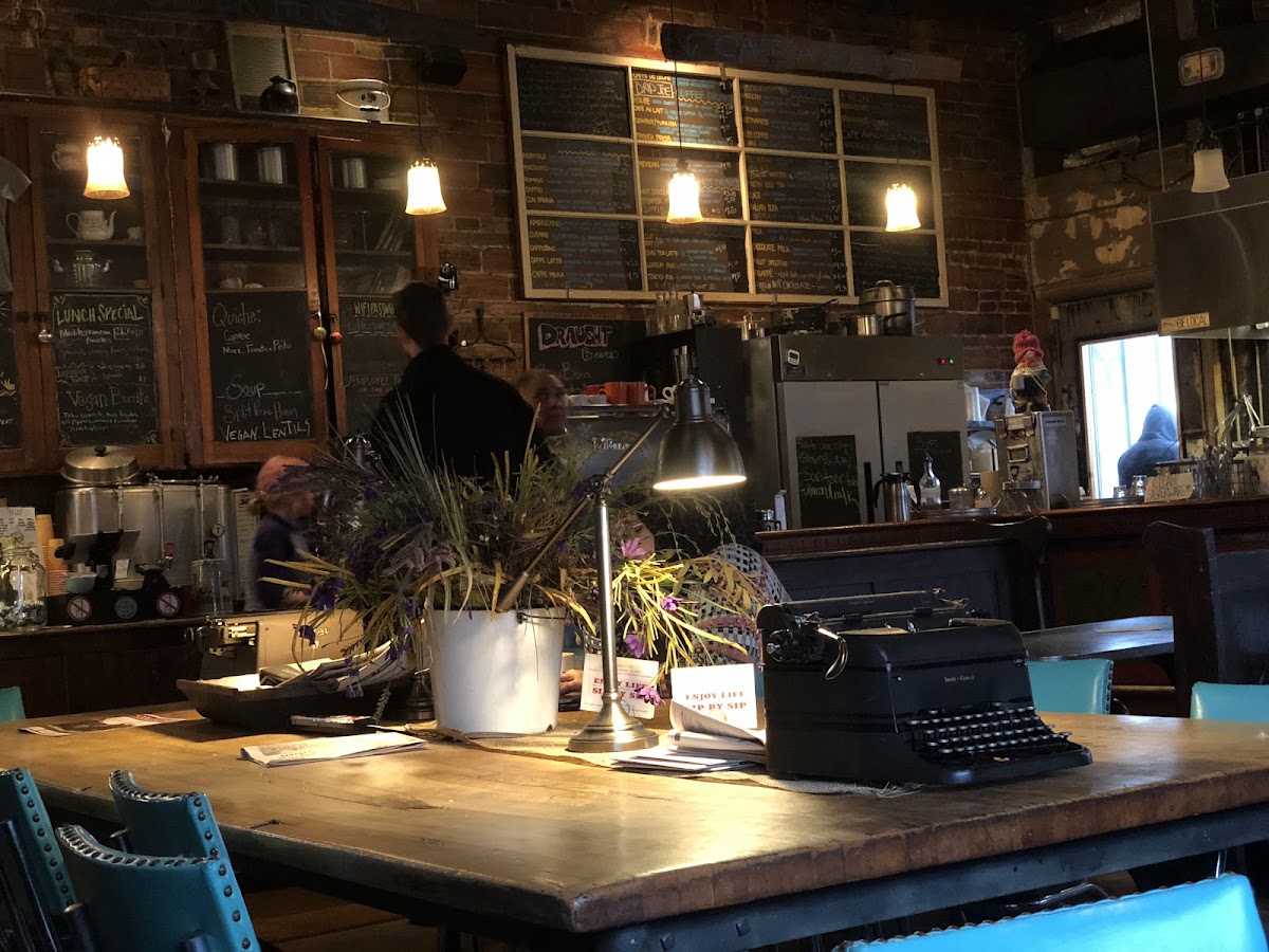 Sweet_ness 7 Cafe — café photo 3