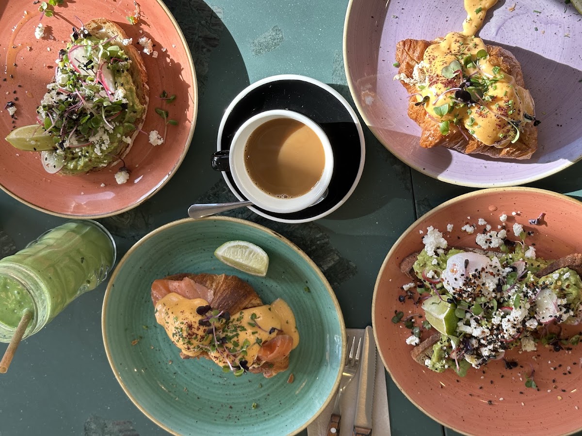 Alma Kings Cross — café photo 5