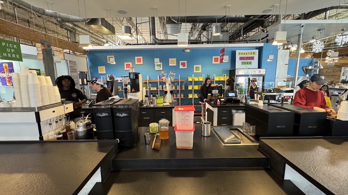 Portola Coffee Roasters Irvine — café photo 5