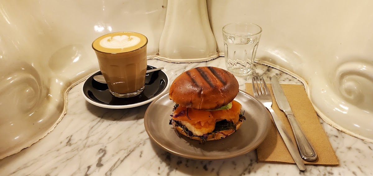 Attendant Coffee Roasters | Fitzrovia — café photo 3