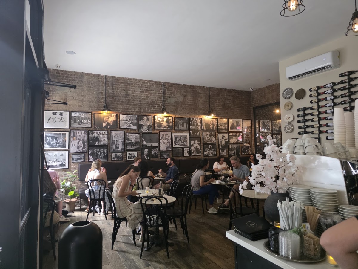 La Bomboniera — café photo 5
