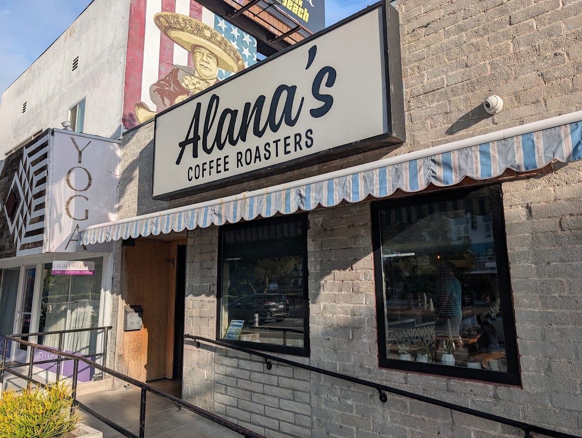 Alana's Coffee Roasters — café photo 3
