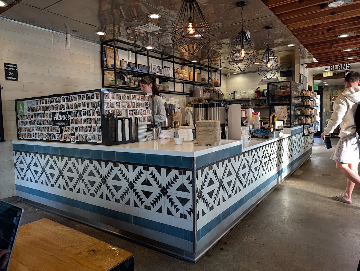 Alana's Coffee Roasters — café photo 6
