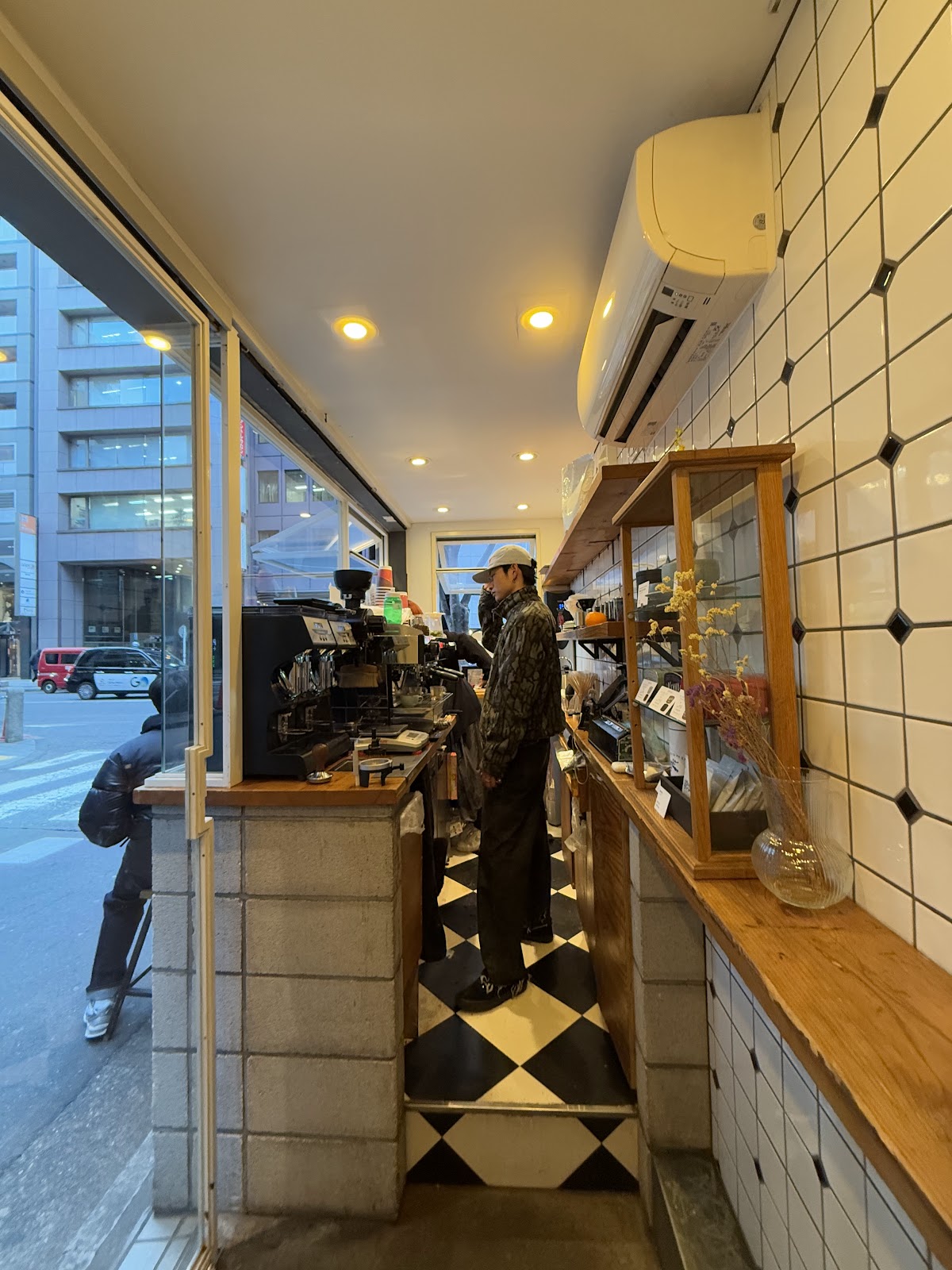 About Life Coffee Brewers Nakameguro — café photo 6