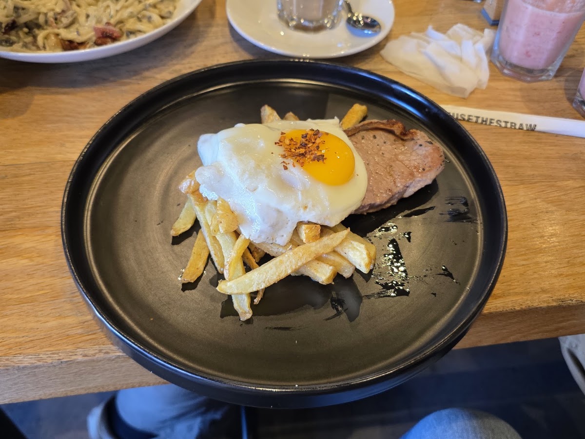 Bootlegger Coffee Kloof — café photo 6