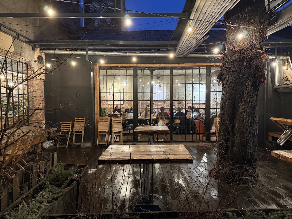 Kavárna Co Hledá Jméno — café photo 4