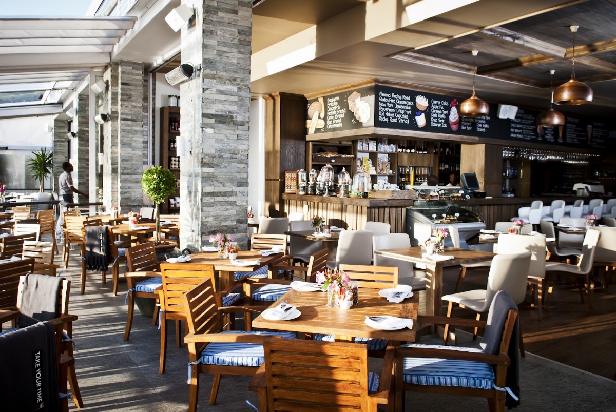 Café Extrablatt Camps Bay — café photo 1
