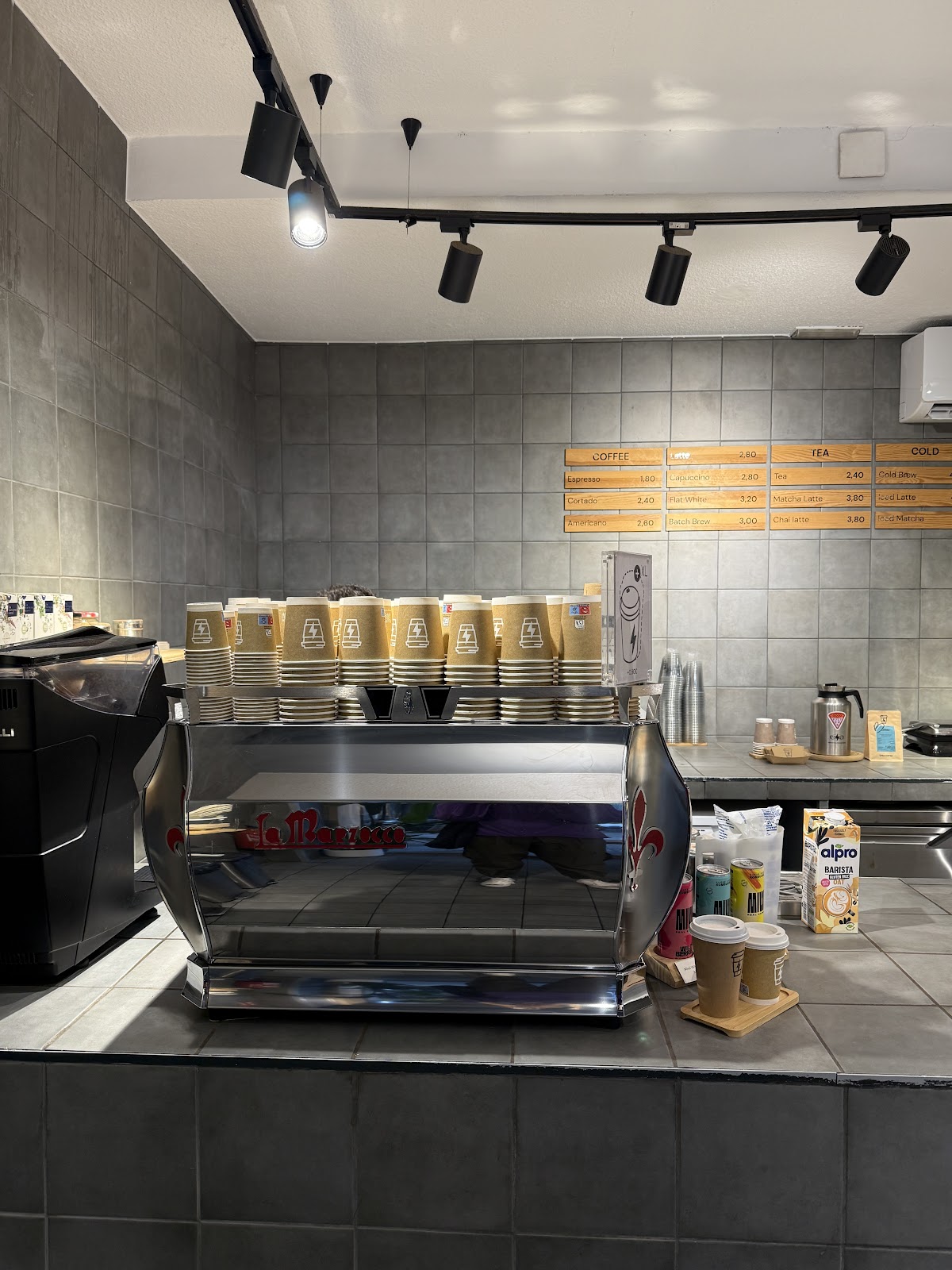 Syra Coffee Sagrada Familia — café photo 6