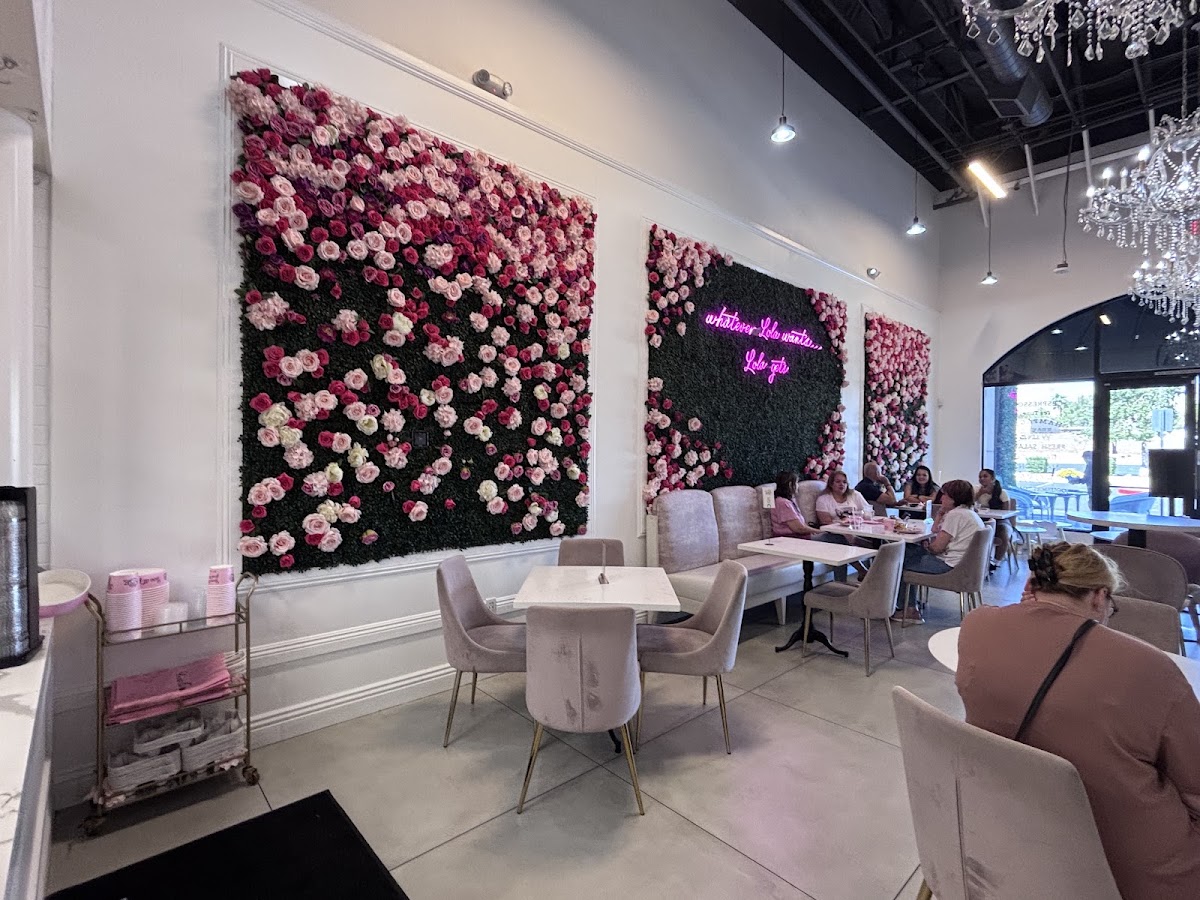 Cafe Lola Summerlin — café photo 5