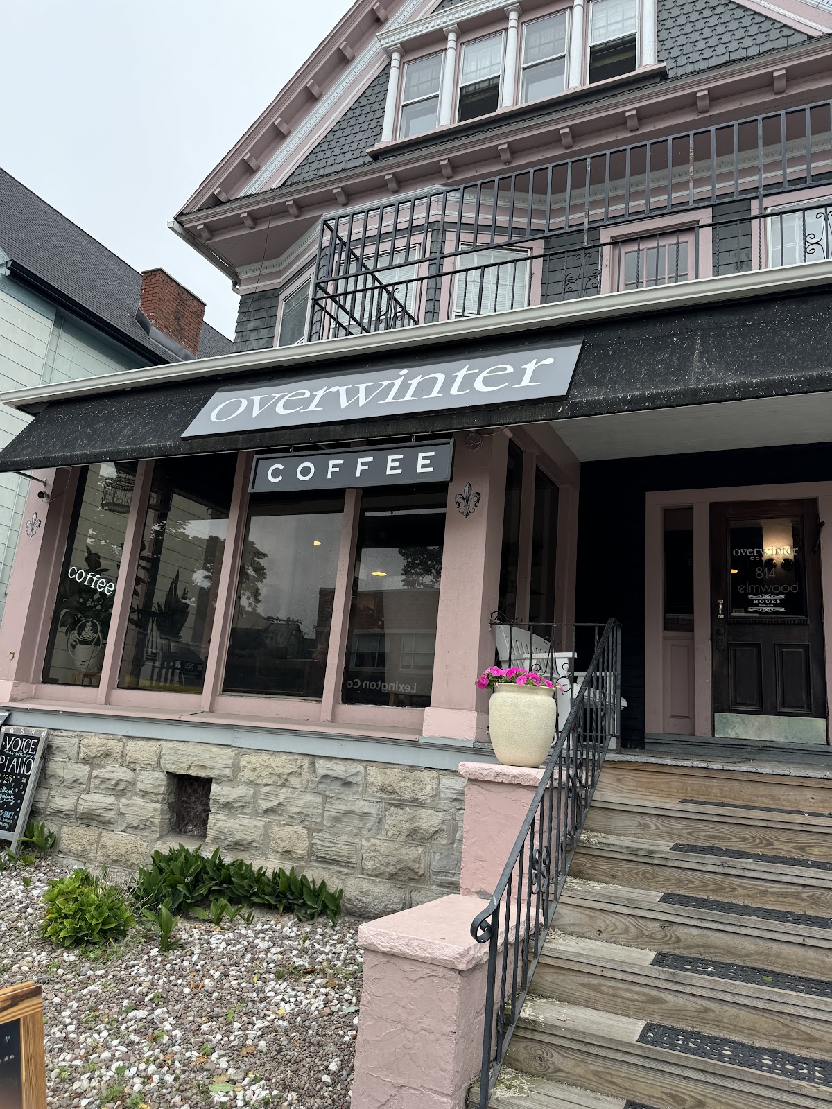 Overwinter Coffee — café photo 3