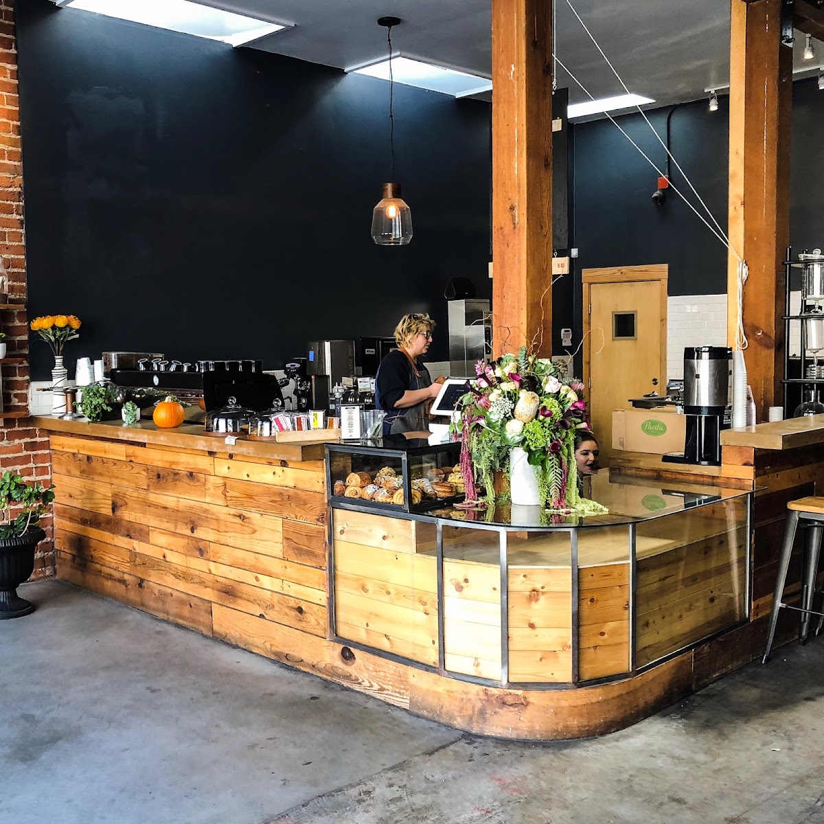 Sextant Coffee Roasters — café photo 1