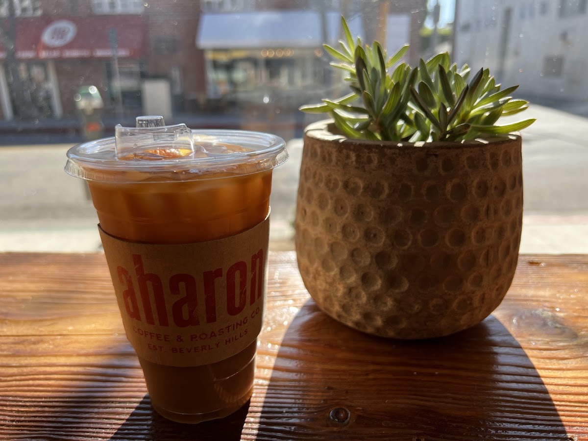 Aharon Coffee & Roasting Co. — café photo 3