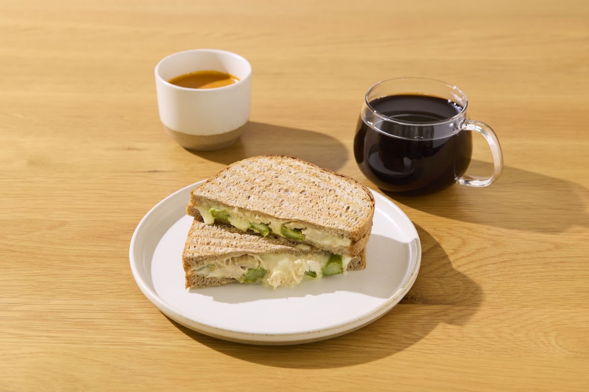 Blue Bottle Coffee Shibuya — café photo 2