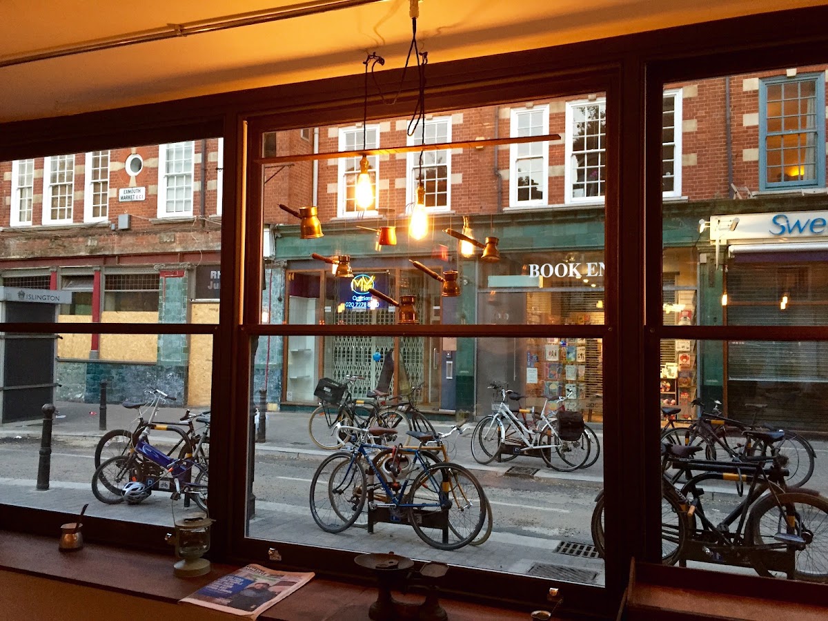 Briki — café photo 1