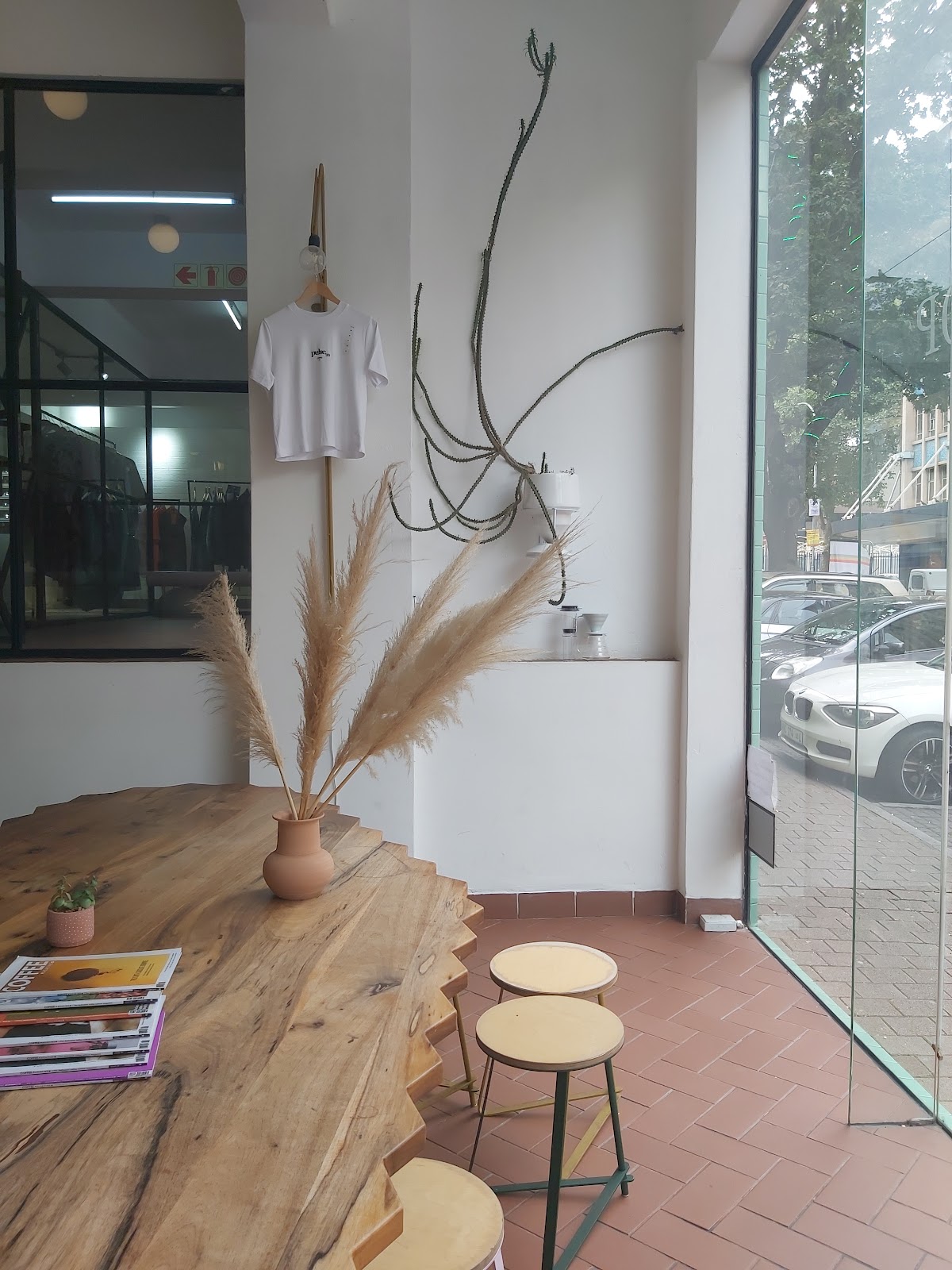 Doubleshot Coffee & Tea — café photo 1