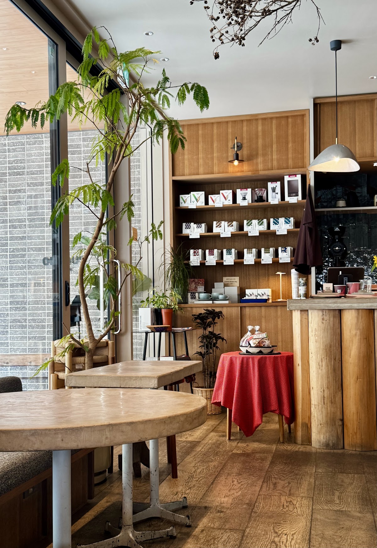 Onibus Coffee Jiyugaoka — café photo 5