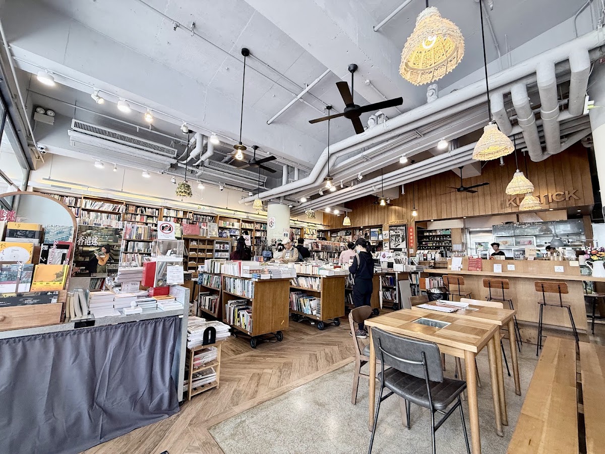 Kubrick Bookshop Cafe — café photo 4
