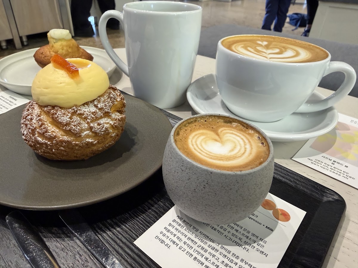 Yeongdo Bridge Roasters — café photo 6