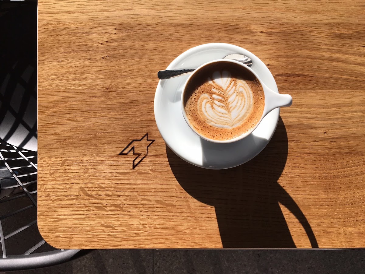 Houndstooth Coffee Sylvan Thirty — café photo 2