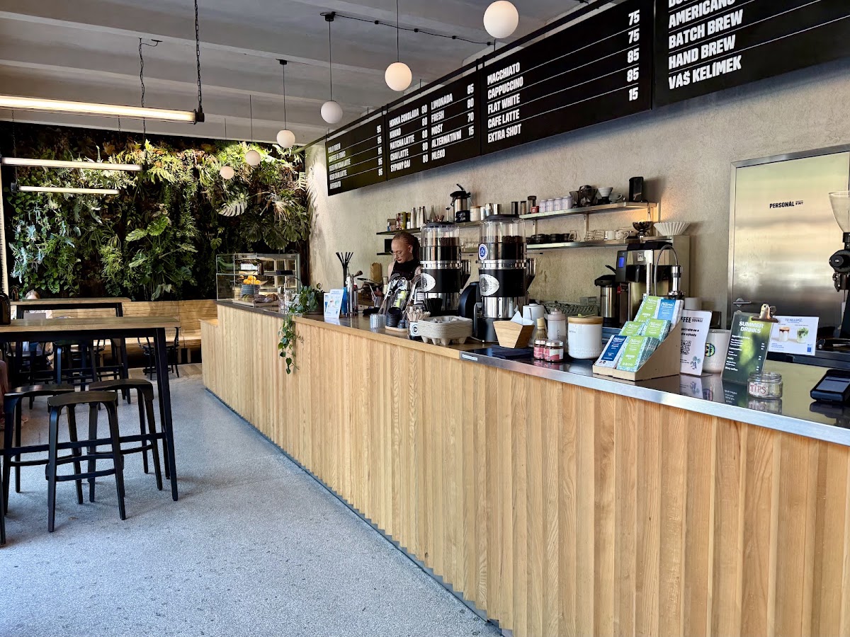 Coffee Source Prague — café photo 5