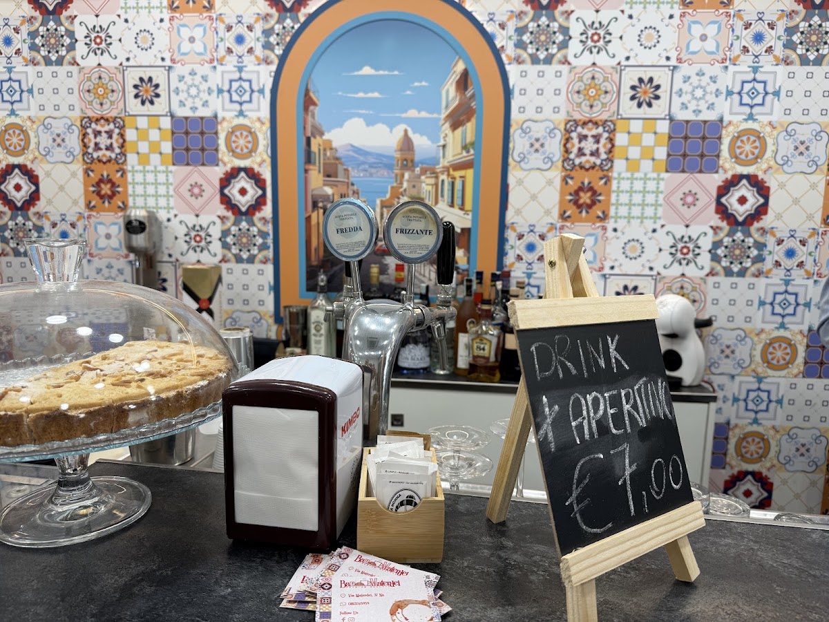 Cafe Materdei — café photo 5