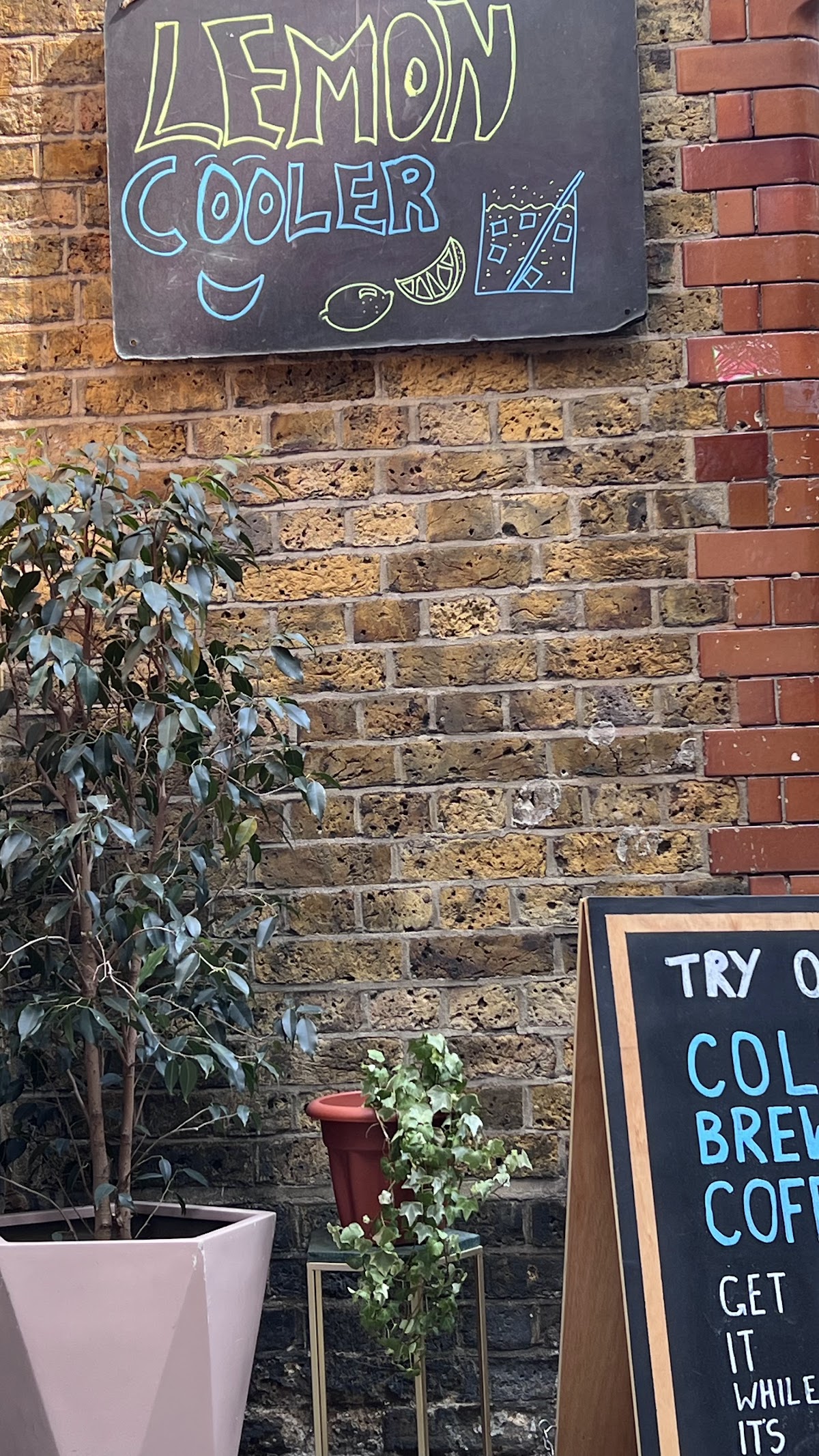 Neal Street Espresso — café photo 5