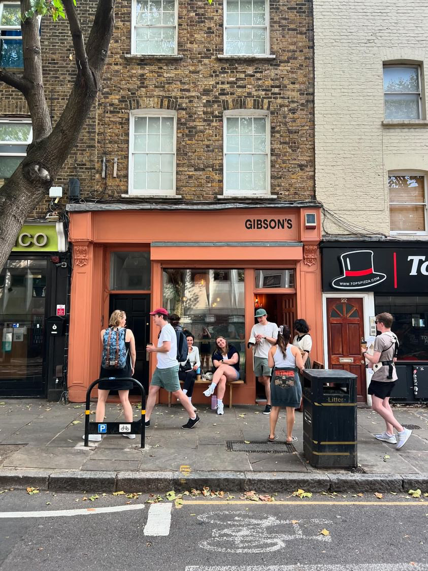 Gibson's — café photo 1