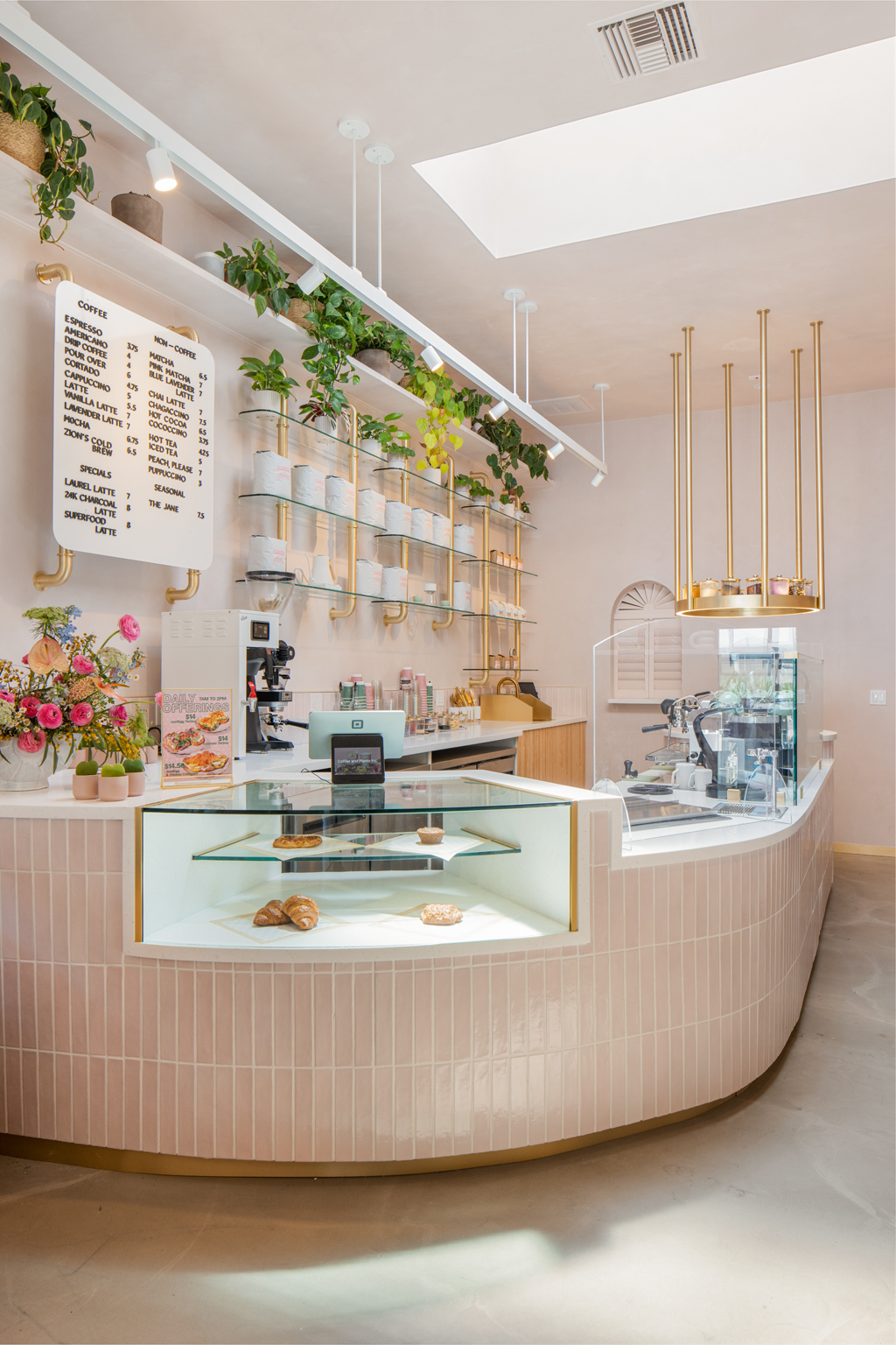 Coffee and Plants — café photo 4