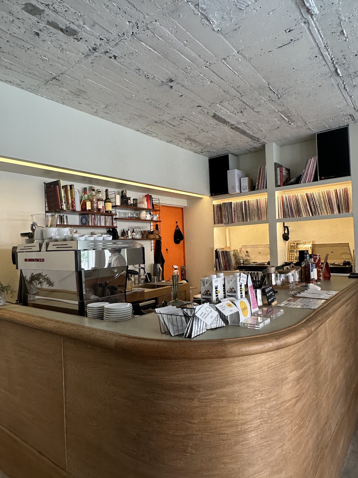 Switch Coffee Meguro — café photo 2