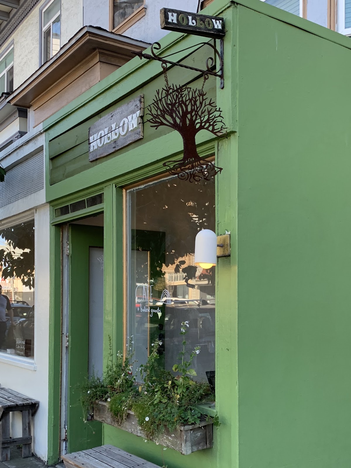 Hollow — café photo 4