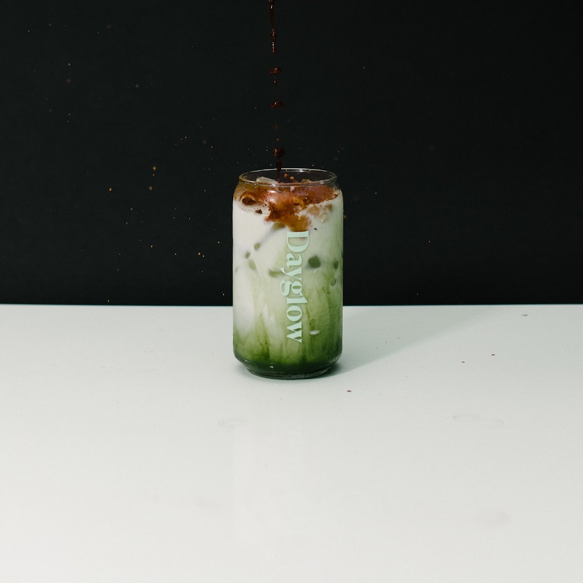 Dayglow — café photo 2
