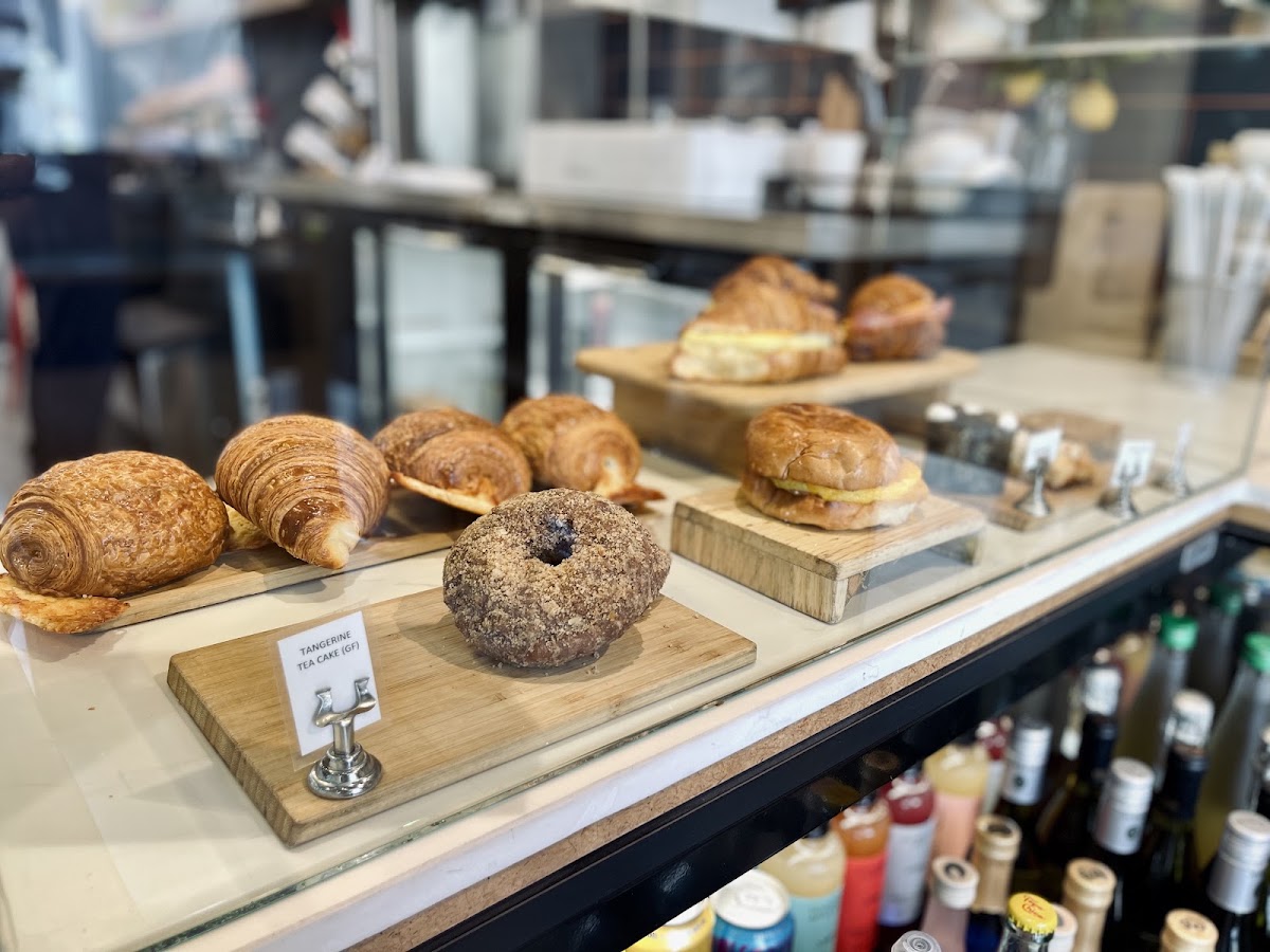 DASH COFFEE BAR — café photo 1